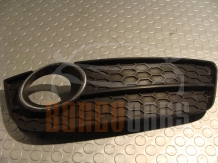 ДЯСНА РЕШЕТКА ЗА AUDI A5 2008 / 8T0807682